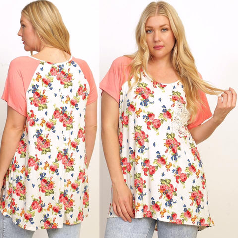 Curvy - Camille Floral Top